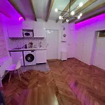 Studio de charme centre paris 10 min de république